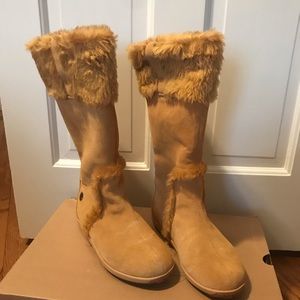 Timberland Tan Corduroy and Fur Boots